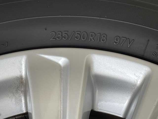 トヨタ アルファード S 愛知県 2020(令2)年 4.1万km ホワイトパールクリスタルシャイン 純正10型ディスプレイオーディオナビ/フリップダウンモニター/サンルーフ/レーダークルーズコントロール/バックカメラ/コーナーセンサー/純正アルミホイール/LEDヘッドライト/リアオートエアコン/オートマチックハイビーム/ETC/ドライブレコーダー/衝突軽減システム/フルセグ/CD DVD/Bluetooth/ステアリングスイッチ/スマートキー/プッシュスタート