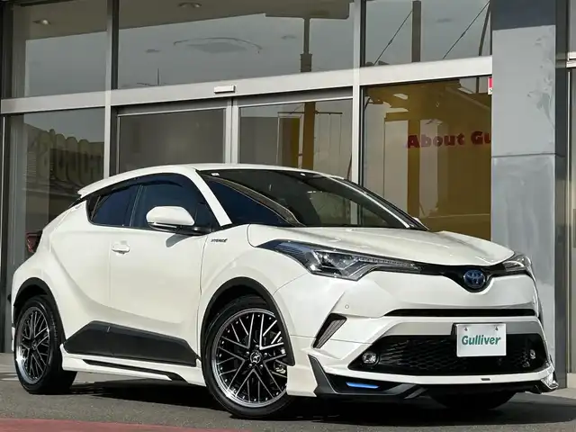 トヨタ Ｃ－ＨＲ G 香川県 2019(平31)年 2.5万km ホワイトパールクリスタルシャイン ワンオーナー/純正SDナビ/フルセグ/CD/DVD/BT/バックカメラ/モデリスタエアロ/社外19インチアルミ/セーフティセンス/レーダークルーズ/オートハイビーム/レーンキープ/ハーフレザーシート/シートヒータ―/ビルトインETC/BSM