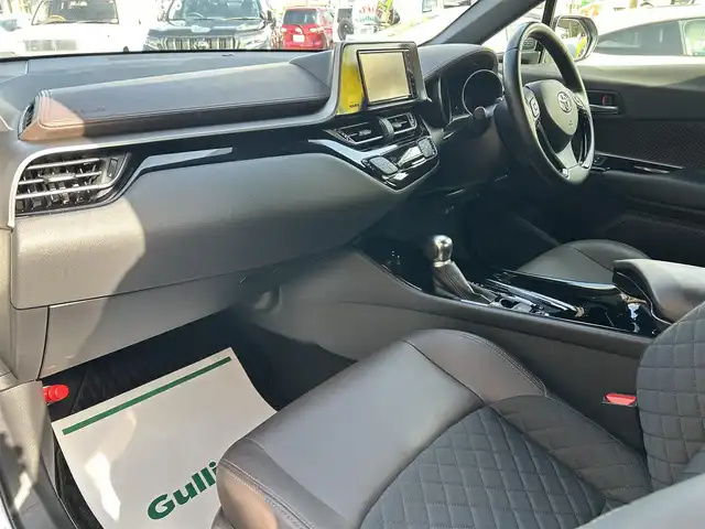 トヨタ Ｃ－ＨＲ G 香川県 2019(平31)年 2.5万km ホワイトパールクリスタルシャイン ワンオーナー/純正SDナビ/フルセグ/CD/DVD/BT/バックカメラ/モデリスタエアロ/社外19インチアルミ/セーフティセンス/レーダークルーズ/オートハイビーム/レーンキープ/ハーフレザーシート/シートヒータ―/ビルトインETC/BSM