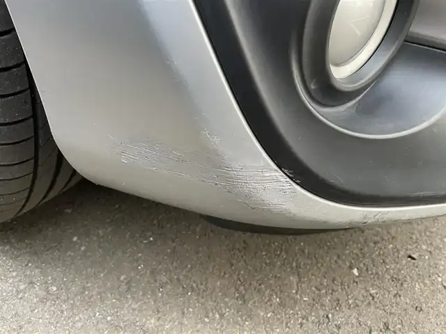 トヨタ シエンタ ハイブリッド X 東京都 2016(平28)年 9.6万km シルバーM セーフティセンス/プリクラッシュセーフティ/レーンキープアシスト/オートハイビーム/純正SDナビ/CD/DVD/BT/AM/FM/TV/バックカメラ/片側パワースライドドア/ETC