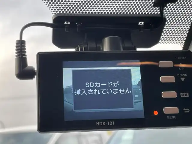 トヨタ シエンタ ハイブリッド X 東京都 2016(平28)年 9.6万km シルバーM セーフティセンス/プリクラッシュセーフティ/レーンキープアシスト/オートハイビーム/純正SDナビ/CD/DVD/BT/AM/FM/TV/バックカメラ/片側パワースライドドア/ETC
