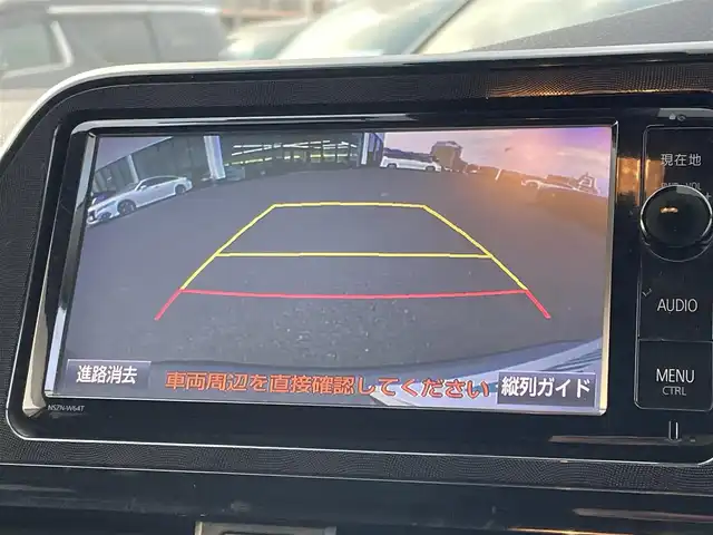 トヨタ シエンタ ハイブリッド X 東京都 2016(平28)年 9.6万km シルバーM セーフティセンス/プリクラッシュセーフティ/レーンキープアシスト/オートハイビーム/純正SDナビ/CD/DVD/BT/AM/FM/TV/バックカメラ/片側パワースライドドア/ETC