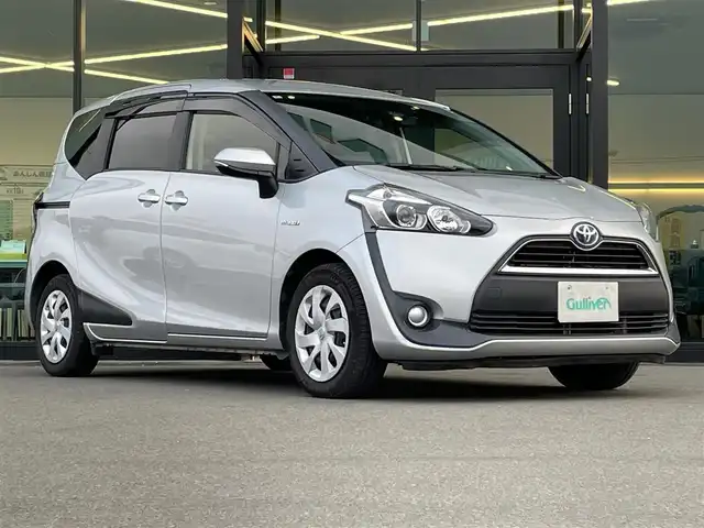 トヨタ シエンタ ハイブリッド X 東京都 2016(平28)年 9.6万km シルバーM セーフティセンス/プリクラッシュセーフティ/レーンキープアシスト/オートハイビーム/純正SDナビ/CD/DVD/BT/AM/FM/TV/バックカメラ/片側パワースライドドア/ETC