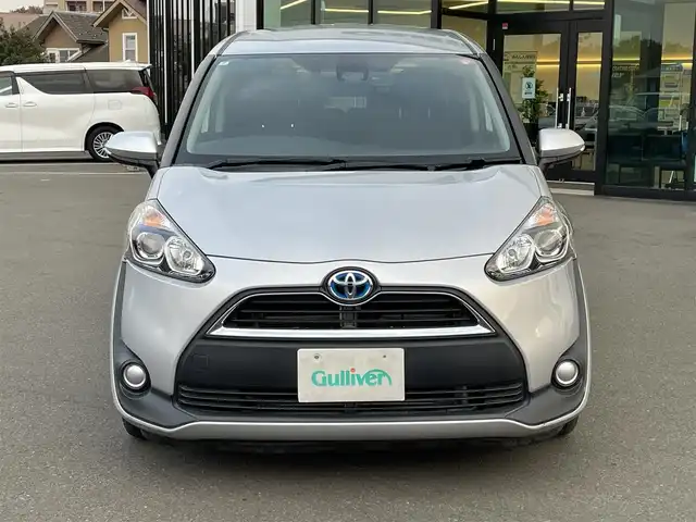 トヨタ シエンタ ハイブリッド X 東京都 2016(平28)年 9.6万km シルバーM セーフティセンス/プリクラッシュセーフティ/レーンキープアシスト/オートハイビーム/純正SDナビ/CD/DVD/BT/AM/FM/TV/バックカメラ/片側パワースライドドア/ETC