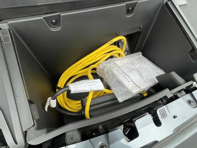 ＢＭＷ ｉ３ レンジエクステンダー 愛知県 2020(令2)年 3.3万km グレーⅡ /当店買取/保証書/BMW認定中古保証書/取説//純正ナビ/HDD/USB/TypeC/Bluetooth//バックカメラ//インテリジェントセーフティ/衝突軽減B/Pソナー//LEDヘッド/Aライト//アクティブクルーズコントロール//ミラー一体型ETC/OP前後ゴラレコ（SDカード欠）//ブラウン茶革ハーフレザー//ISOFIX/純正20AW//保証書/取説/スペアキー