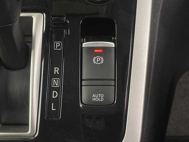 日産 セレナ ハイウェイスターVセレクションⅡ 埼玉県 2019(平31)年 4.2万km ブリリアントホワイトパール 純正フリップダウンモニター/純正9インチナビ　MM518D-L/全方位カメラ/前方ドライブレコーダー/ETC/自動駐車システム/プロパイロット/車線逸脱警報/衝突軽減ブレーキ/標識認識機能/電子パーキングシステム/オートブレーキホールド/デジタルインナーミラー/両側パワースライドドア/プッシュスタート/ステアリングリモコン/ウィンカーミラー/フロントフォグランプ/純正フロアマット/純正ドアバイザー/純正16インチアルミホイール