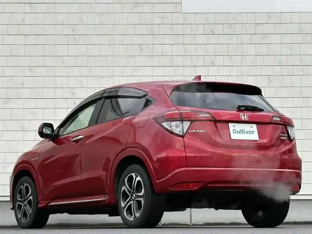 ホンダ ヴェゼル ハイブリッド 岩手県 2016(平28)年 6.3万km プレミアムクリスタルレッドM 禁煙車/4WD/ハーフレザーシート/ミラーヒーター/前席シートヒーター/クルーズコントロール/純正8インチナビ/→フルセグTV/Bluetooth/CD/DVD/HDMI/バックカメラ/ステアリングスイッチ/横滑り防止装置/電子パーキング/オートブレーキホールド/オートライト/LEDヘッドライト/LEDフォグライト/〇プッシュスタート/〇パドルシフト/〇電動格納ミラー/〇ウィンカーミラー/〇ドアバイザー/〇フロアマット/〇シガーソケット/〇USBポート/〇スマートキー/スペアキー/ビルトインETC