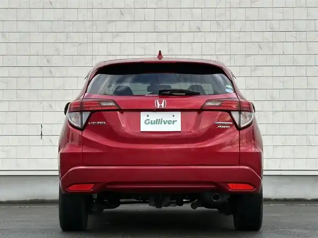 ホンダ ヴェゼル ハイブリッド 岩手県 2016(平28)年 6.3万km プレミアムクリスタルレッドM 禁煙車/4WD/ハーフレザーシート/ミラーヒーター/前席シートヒーター/クルーズコントロール/純正8インチナビ/→フルセグTV/Bluetooth/CD/DVD/HDMI/バックカメラ/ステアリングスイッチ/横滑り防止装置/電子パーキング/オートブレーキホールド/オートライト/LEDヘッドライト/LEDフォグライト/〇プッシュスタート/〇パドルシフト/〇電動格納ミラー/〇ウィンカーミラー/〇ドアバイザー/〇フロアマット/〇シガーソケット/〇USBポート/〇スマートキー/スペアキー/ビルトインETC