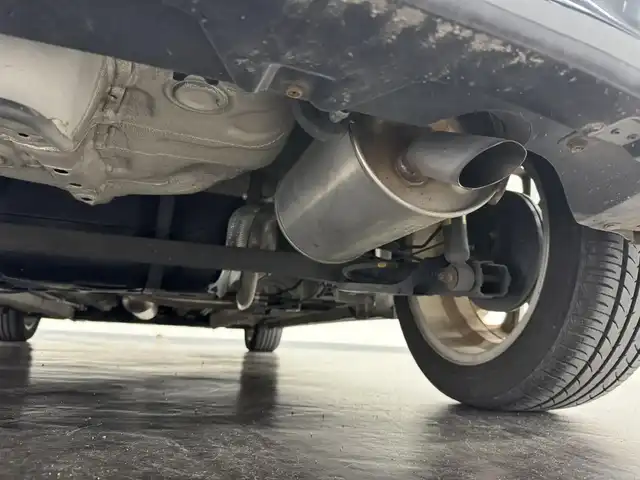 スズキ スイフト RS 三重県 2012(平24)年 8.6万km スーパーブラックパール ガソリン/FF/フロアCVT/クラリオン 7インチ『ROAD EXPLORER SD 2.5』 NX711/（FM/AM/CD/DVD/MUSIC CATCHER/TV/SD/USB/iPod/Bluetooth/VTR）/ETC/安全/・ABS（EBD付）/・運転席、助手席エアバッグ/など/装備/・オートライト/・ディスチャージヘッドライト/・フロントフォグライト/・オートエアコン/・ステアリングスイッチ/・プッシュスタート/・電動格納ドアミラー/・全ドアパワーウインドウ/・パワーステアリング/・スマートキーx2/・保/取/ナビ取/など