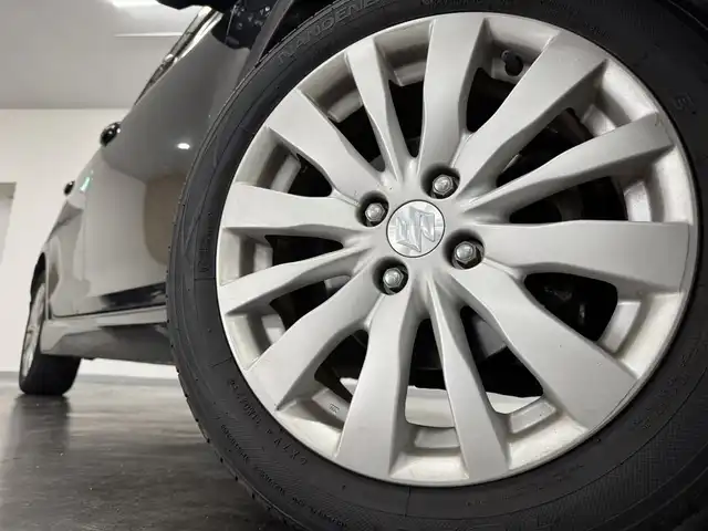 スズキ スイフト RS 三重県 2012(平24)年 8.6万km スーパーブラックパール ガソリン/FF/フロアCVT/クラリオン 7インチ『ROAD EXPLORER SD 2.5』 NX711/（FM/AM/CD/DVD/MUSIC CATCHER/TV/SD/USB/iPod/Bluetooth/VTR）/ETC/安全/・ABS（EBD付）/・運転席、助手席エアバッグ/など/装備/・オートライト/・ディスチャージヘッドライト/・フロントフォグライト/・オートエアコン/・ステアリングスイッチ/・プッシュスタート/・電動格納ドアミラー/・全ドアパワーウインドウ/・パワーステアリング/・スマートキーx2/・保/取/ナビ取/など