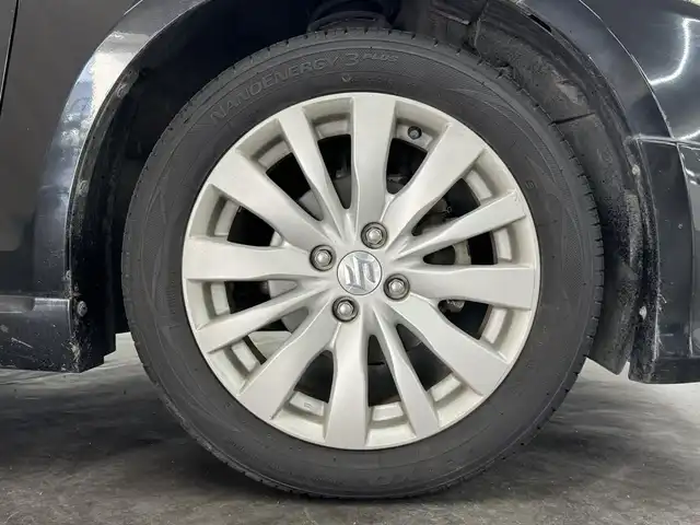 スズキ スイフト RS 三重県 2012(平24)年 8.6万km スーパーブラックパール ガソリン/FF/フロアCVT/クラリオン 7インチ『ROAD EXPLORER SD 2.5』 NX711/（FM/AM/CD/DVD/MUSIC CATCHER/TV/SD/USB/iPod/Bluetooth/VTR）/ETC/安全/・ABS（EBD付）/・運転席、助手席エアバッグ/など/装備/・オートライト/・ディスチャージヘッドライト/・フロントフォグライト/・オートエアコン/・ステアリングスイッチ/・プッシュスタート/・電動格納ドアミラー/・全ドアパワーウインドウ/・パワーステアリング/・スマートキーx2/・保/取/ナビ取/など