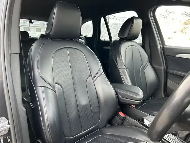 ＢＭＷ Ｘ１ xDrive 18d Mスポーツ 道東・釧路十勝 2017(平29)年 3.9万km ミネラルグレー 社外フルセグTV/純正ナビ(CD/DVD/Bluetooth)/前後ドライブレコーダー/バックカメラ/ミラー一体型ETC/インテリジェントセーフティ/ステアリングスイッチ/革巻きステアリング/シートカバー/コーナーセンサー/アイドリングストップ/コンフォートアクセス/パワーバックドア/オートライト/LEDヘッドライト/取扱説明書/スペアキー/純正18インチAW