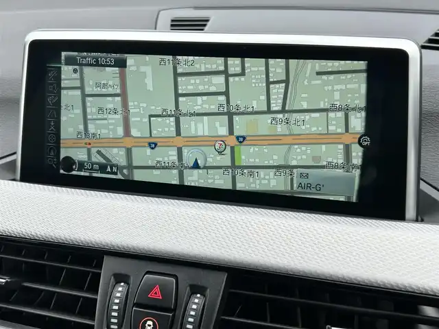 ＢＭＷ Ｘ１ xDrive 18d Mスポーツ 道東・釧路十勝 2017(平29)年 3.9万km ミネラルグレー 社外フルセグTV/純正ナビ(CD/DVD/Bluetooth)/前後ドライブレコーダー/バックカメラ/ミラー一体型ETC/インテリジェントセーフティ/ステアリングスイッチ/革巻きステアリング/シートカバー/コーナーセンサー/アイドリングストップ/コンフォートアクセス/パワーバックドア/オートライト/LEDヘッドライト/取扱説明書/スペアキー/純正18インチAW