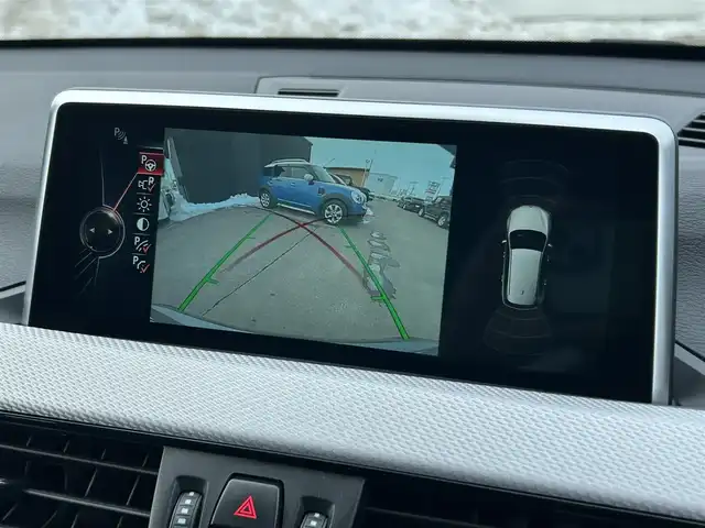 ＢＭＷ Ｘ１ xDrive 18d Mスポーツ 道東・釧路十勝 2017(平29)年 3.9万km ミネラルグレー 社外フルセグTV/純正ナビ(CD/DVD/Bluetooth)/前後ドライブレコーダー/バックカメラ/ミラー一体型ETC/インテリジェントセーフティ/ステアリングスイッチ/革巻きステアリング/シートカバー/コーナーセンサー/アイドリングストップ/コンフォートアクセス/パワーバックドア/オートライト/LEDヘッドライト/取扱説明書/スペアキー/純正18インチAW