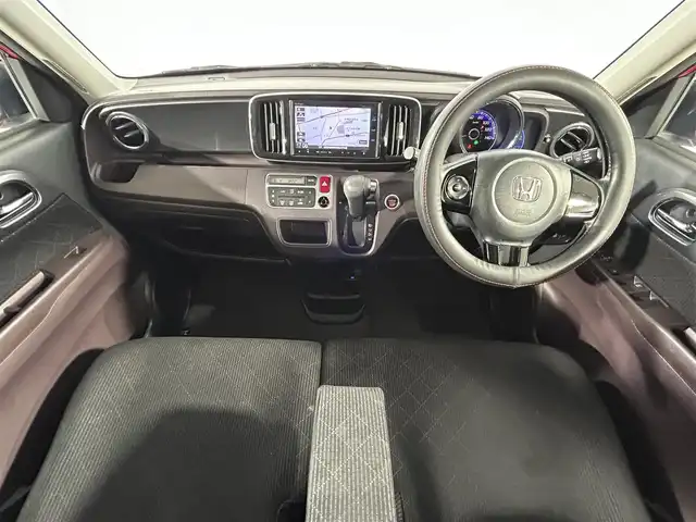 ホンダ Ｎ ＯＮＥ プレミアム 佐賀県 2014(平26)年 12.3万km ミラノレッド 純正7インチナビ/BT/AM/FM/CD/DVD/USB/バックカメラ/衝突被害軽減ブレーキ/ステアリングリモコン/革巻きステアリング/ETC/純正14インチアルミホイール/純正HIDヘッドライト/フォグランプ/純正フロアマット
