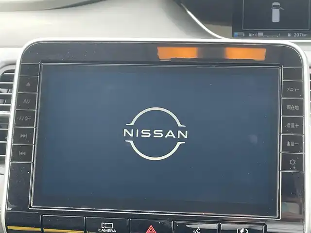 日産 セレナ e－パワー ハイウェイスター V 大阪府 2022(令4)年 1.4万km ブリリアントホワイトパール 純正ナビ/   フルセグTV/CD/DVD/Bluetooth/衝突軽減/ＢＳＭ/プロパイロット/全方位モニター/スマートルームミラー/両側パワースライドドア/コーナーセンサー/純正フロアマット/スマートキー/ＥＴＣ/ＬＥＤライト/禁煙車