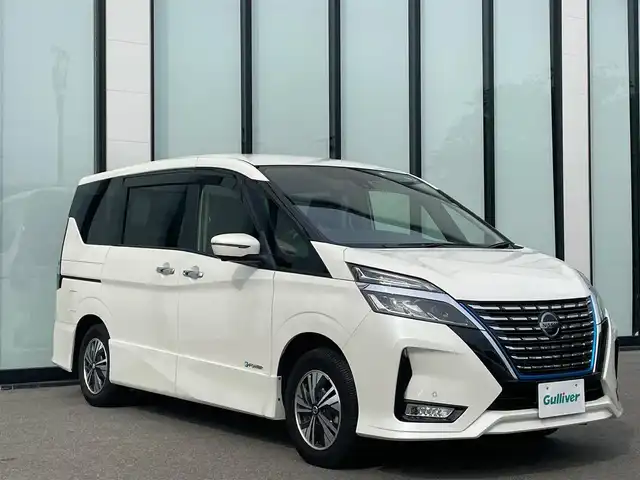 日産 セレナ e－パワー ハイウェイスター V 大阪府 2022(令4)年 1.4万km ブリリアントホワイトパール 純正ナビ/   フルセグTV/CD/DVD/Bluetooth/衝突軽減/ＢＳＭ/プロパイロット/全方位モニター/スマートルームミラー/両側パワースライドドア/コーナーセンサー/純正フロアマット/スマートキー/ＥＴＣ/ＬＥＤライト/禁煙車