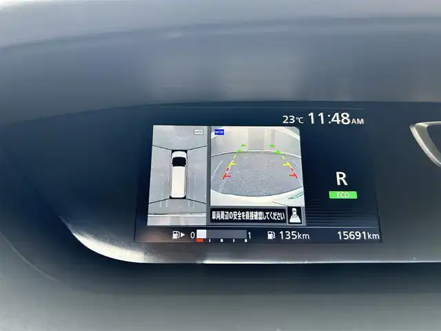 日産 セレナ ハイウェイスター G 東京都 2017(平29)年 1.6万km ブリリアントホワイトパール 2トーン ワンオーナー/純正SDナビ/フルセグTV/SD/CD/DVD/Bluetooth/USB/AUX/純正フリップダウンモニター/アラウンドビューモニター/プロパイロット/アダプティブクルーズコントロール/パーキングアシスト/レーンアシスト/エマージェンシーブレーキ/アイドリングストップ/インテリジェントルームミラー/ビルトインETC2.0/純正ドライブレコーダー/両側パワースライドドア/純正16インチアルミホイール/純正スタッドレスタイヤ積込/社外マフラー/純正マフラー積込/ステアリングスイッチ/ドアバイザー/NISUMOドアノブカバー/プッシュスタート/保証書/取扱説明書/点検記録簿/スペアキー