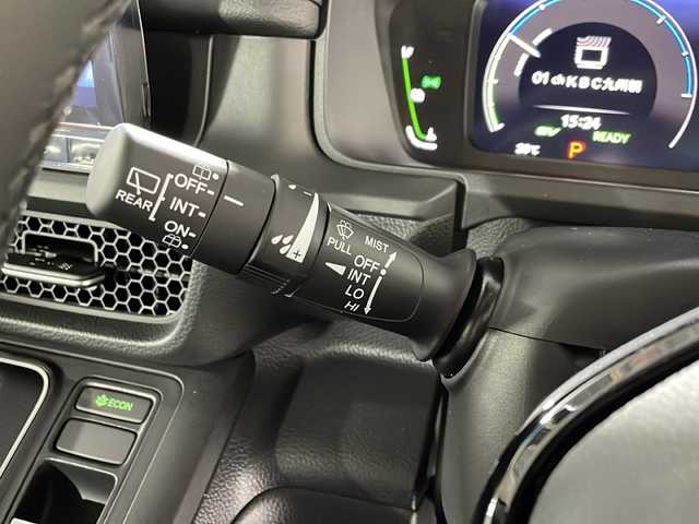 ホンダ ステップワゴン スパーダ eHEV 福岡県 2025(令7)年 0.1万km未満 クリスタルブラックパール ・純正ナビ/・Bカメラ/・両側パワスラ/・ハーフレザー/・シートヒーター/・ホンダセンシング/・オートマチックハイビーム/・オートライト/・LEDヘッドライト/・スマートキー/・スペアキー1本/・プッシュスタート/・パドルシフト/・16インチ純正ホイール/・ブレーキホールド/・フルセグTV/・Bluetooth/・CD/DVD