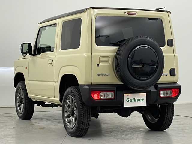スズキ ジムニー XC 道央・札幌 2021(令3)年 3.9万km シフォンアイボリーメタリックブラック2トーンルーフ ・4WD/スズキセーフティサポート/・デュアルカメラブレーキサポート/・誤発進抑制機能/車線逸脱警報機能/・ふらつき警報機能/標識認識機能/・ハイビームアシスト/横滑り防止装置/・ヒルスタートアシスト/・8インチ純正でぃーらOPナビ  /・フルセグTV/BT/AM/FM/・社外シートカバー/・純正エンジンスターター/・1インチリフトアップ/純正スプリング積込/・3面スモークフィルム/・クルーズコントロール/・シートヒーター/ミラーヒーター/・ETC