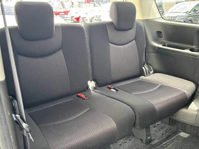 日産 セレナ ハイウェイスター Vセレクション 富山県 2012(平24)年 7.4万km ブリリアントホワイトパール 社外SDナビ/Ｂｌｕｅｔｏｏｔｈ/バックカメラ/両側パワースライドドア/バックカメラ/クルーズコントロール/純正ＡＷ１６インチ/リアモニター/ウォークスルー/スマートキー/プッシュスタート/フロアマット/Wエアバック