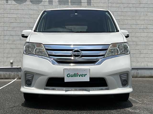 日産 セレナ ハイウェイスター Vセレクション 富山県 2012(平24)年 7.4万km ブリリアントホワイトパール 社外SDナビ/Ｂｌｕｅｔｏｏｔｈ/バックカメラ/両側パワースライドドア/バックカメラ/クルーズコントロール/純正ＡＷ１６インチ/リアモニター/ウォークスルー/スマートキー/プッシュスタート/フロアマット/Wエアバック