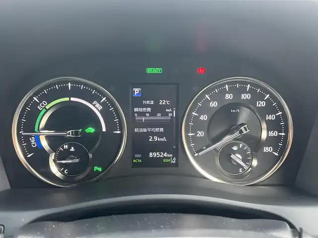 トヨタ アルファードハイブリット ロイヤルラウンジ 秋田県 2018(平30)年 9万km ホワイトパールクリスタルシャイン ４WD/JBLプレミアムサウンドシステム/24インチ液晶ディスプレイ（フルセグ）/LEDヘッドライト/両側パワスラ/純正ナビ/衝突軽減システム/ワンセグ/全方位カメラ/純正アルミ/スマートキー/純正フルエアロ/アイドリングストップ/プッシュスタート/クルーズコントロール/パーキングアシスト/レーンキープアシスト/コーナーセンサー/ステアリングスイッチ/全席シートヒーター/エアシート/全席パワーシート/メモリー付パワーシート/MTモード付AT/オットマン/集中コントロールタッチパネル/エクストラキャビネット/電動リアゲート/100V充電/ETC/ドライブレコーダー/ステアリングヒーター/純正フロアマット/純正ドアバイザー/オートライト/ダブルオートエアコン/パワーステアリング/パワーウィンドウ/横滑り防止/盗難防止装置/電動格納ウィンカーミラー/保証書/取扱説明書/記録簿
