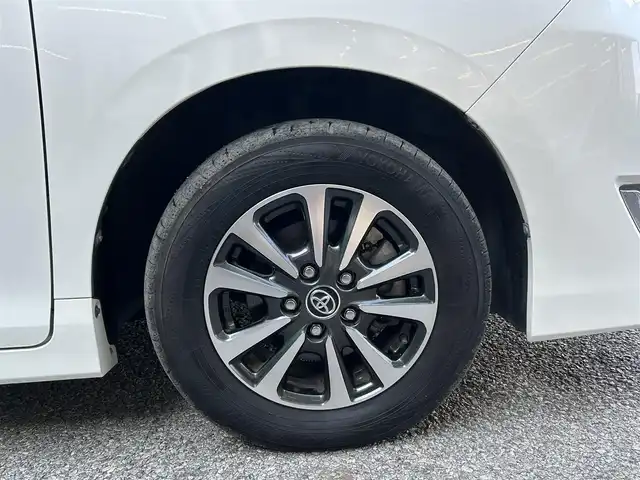 トヨタ エスクァイア Gi 千葉県 2018(平30)年 3.6万km ホワイトパールクリスタルシャイン 純正7インチナビ（NSZT-W66T）/　（BT/DVD/CD/AM/FM)/ワンセグ/ETC2.0/前席シートヒーター/レーンキープアシスト/プリクラッシュセーフティ/クルーズコントロール/リアセンサー/バックカメラ/前後USB端子/両側パワースライド/合皮シート/LEDライト/レーンキープ
