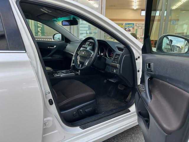 トヨタ マークＸ 250G 埼玉県 2013(平25)年 7.6万km ホワイトパールクリスタルシャイン 純正SDナビ/フルセグTV/Bluetooth/バックカメラ/HIDオートライト/純正16インチアルミホイール/横滑り防止装置/スマートキー/プッシュスタート/保証書/取扱説明書/スペアキー