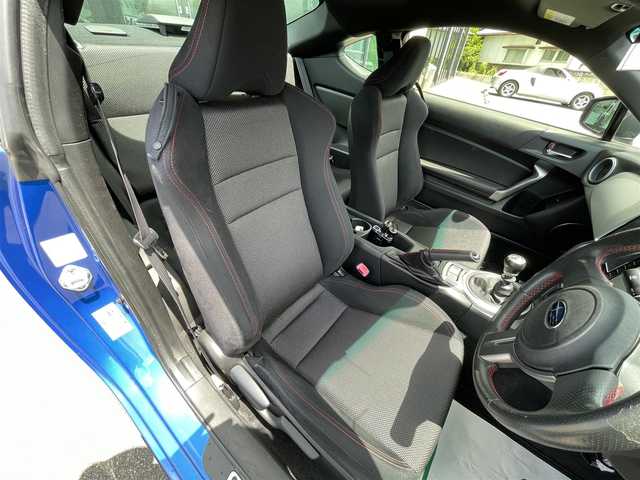 スバル ＢＲＺ S 愛媛県 2014(平26)年 7.3万km WRブルーマイカ ENKEI18インチAW(ADVANタイヤ)/TANABEマフラー(純正あり)/HKS製HIPERMAXダンパー/BLITZ製FLDメーター/タワーバー/社外7インチナビ【MDV-L505W】/　CD/DVD/Bluetooth/フルセグTV/バックカメラ/前後ドライブレコーダー/プッシュスタート/ETC/ルームミラー型GPSレーダー/電動格納ミラー/フロアマット