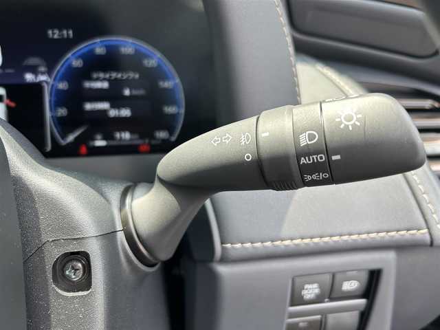 トヨタ ヴェルファイア Z プレミア 栃木県 2024(令6)年 0.8万km ブラック トヨタセーフティセンス/左右独立ムーンルーフ/純正14インチディスプレイオーディオナビ/フルセグTV/DVD/Bluetooth/USB/パノラミックビューモニター/ビルトインETC/前後ドライブレコーダー/黒革シート/前席パワーシート/前後席シートヒーター/両側パワースライドドア/パワーバックドア/ブラインドスポットモニター/レーダークルーズコントロール/スマートキー×2/プッシュEgスタート/ステアリングリモコン/LEDオートライト/LEDフォグランプ/純正19インチAW/アイドリングストップ/横滑り防止装置/保証書/取説/ドアバイザー/電動格納ミラー/パワーサンシェード