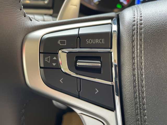 三菱 デリカＤ：５ シャモニー 埼玉県 2025(令7)年 0.1千km グレー e-Assist/11インチナビ/ CD/DVD/BT/USB/HDMI/フルセグ/全方位カメラ/12.8インチ後席モニター/両側電動スライドドア/ハーフレザーシート/パドルシフト/レーダークルーズコントロール/レーンキープアシスト/純正18インチアルミホイール/オートブレーキホールド/スマートキー×2/禁煙車