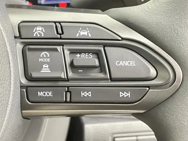 トヨタ ＧＲカローラ RZ 千葉県 2023(令5)年 0.1万km プラチナホワイトパールマイカ 登録時走行距離：157km/10.5型ディスプレイオーディオプラス/コネクティッドナビ対応10.5型HDディスプレイ/ブラインドスポットモニター/ヘッドアップディスプレイ/D/N席シートヒーター/ステアリングヒーター/JBLサウンドシステム/録画機能付バックガイドモニター/ETC2.0/フルセグTV＆AM＆FM＆Bluetoth＆Miracast/USBーC/トヨタセーフティセンス/・プリクラッシュセーフティ/・レーントレーシングアシスト/・レーンディパーチャーアラート/・レーダークルーズコントロール/・オートマチックハイビーム/・ロードサインアシスト/・発進遅れ告知機能/4WD/ターボ/専用ハーフレザーシート/オートライト/LEDヘッドランプ/LEDフロントフォグランプ/235/40R18インチBBS製純正AW/プッシュスタート/スマートキー/純正フロアマット