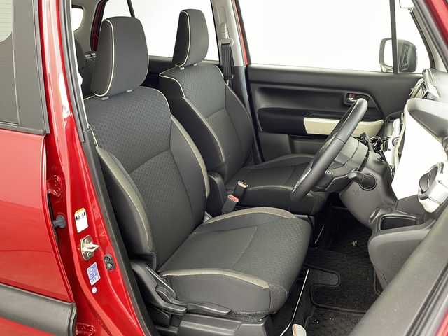 スズキ クロスビー HYBRID MZ 兵庫県 2021(令3)年 1.8万km バーニングレッドパールメタリック/ブラック2トーン ・デュアルカメラブレーキサポート/・誤発進抑制機能/・後退時ブレーキサポート/・後方誤発進抑制機能/・車線維持支援機能/・車線逸脱警報機能/・ふらつき警報機能/・先行車発進お知らせ機能/・アダプティブクルーズコントロール/・ハイビームアシスト/・エマージェンシーストップシグナル/・純正8インチナビ＆TV＆BT＆DVD＆CD/・全方位カメラ/・パドルシフト/・ビルトインETC/・LEDヘッドライト/・LEDフロントフォグ/・パーキングアシスト/・革巻きステアリング/・スマートキー/・スペアキー/・プッシュスタート/・純正前後ドライブレコーダー/・純正17インチアルミホイール/・純正フロアマット