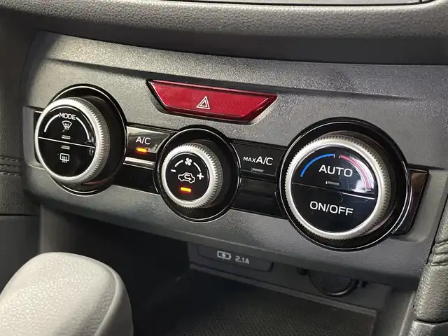 スバル インプレッサ スポーツ 1．6i－Lアイサイト 新潟県 2018(平30)年 6.6万km クリスタルホワイトP 4WD/KENWOODメモリナビ/　ワンセグTV/CD/DVD/USB/レーダークルーズコントロール/衝突被害軽減ブレーキ/レーンキープアシスト/コーナーセンサー/バックモニター/ETC/アイドリングストップ/オートライト/パドルシフト/禁煙車