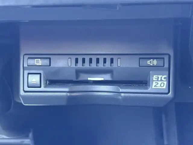 レクサス ＣＴ 200h Fスポーツ 大分県 2018(平30)年 4万km レッドマイカクリスタルシャイン ・ナビ(CD/DVD/SD/BT/AUX/USB/Miracast)/・フルセグTV/・バックカメラ/・ETC 2.0/・レーダークルーズコントロール/・プリクラッシュセーフティ/・コーナーセンサー/・パドルシフト/・オートハイビーム/・ステアリングヒーター/・パワーシート/・スマートキー/・プッシュスタートボタン/・純正アルミホイール/・スタッドレスタイヤ積載