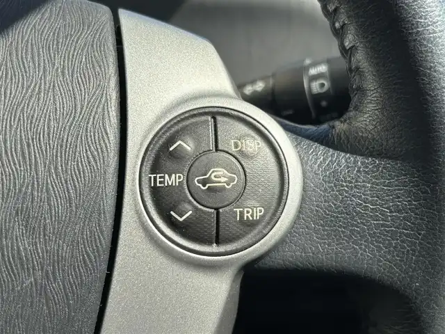 トヨタ プリウス α G ツーリングセレクション 宮城県 2013(平25)年 7.8万km ホワイトパールクリスタルシャイン 登録時走行距離77937km/純正ＳＤナビ/フルセグＴＶ/ＣＤ／ＤＶＤ／Ｂｌｕｅｔｏｏｔｈ/モデリスタエアロ(F.S.R)/クルーズコントロール/ＬＥＤライト/革巻きステアリング/ステアリングリモコン/プッシュスタート/スマートキー/Ｅｇスターター/ヘッドライトイベライザー/フォグランプ/Ａｕｔｏライト