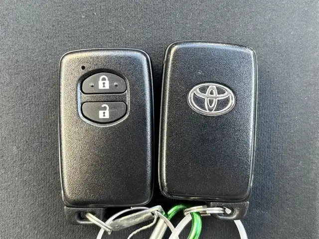 トヨタ プリウス α G ツーリングセレクション 宮城県 2013(平25)年 7.8万km ホワイトパールクリスタルシャイン 登録時走行距離77937km/純正ＳＤナビ/フルセグＴＶ/ＣＤ／ＤＶＤ／Ｂｌｕｅｔｏｏｔｈ/モデリスタエアロ(F.S.R)/クルーズコントロール/ＬＥＤライト/革巻きステアリング/ステアリングリモコン/プッシュスタート/スマートキー/Ｅｇスターター/ヘッドライトイベライザー/フォグランプ/Ａｕｔｏライト