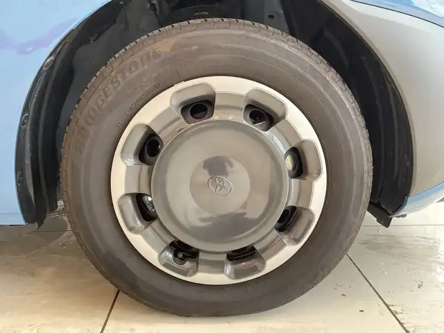 トヨタ シエンタ ハイブリッド Z 埼玉県 2024(令6)年 1.1万km 青 トヨタセーフティーセンス /純正ディスプレイオーディオ（TV・ナビ付） /バックカメラ /両側パワースライドドア /レーダークルーズコントロール /LEDオートライト /シートヒーター /ステアリングヒーター /ステアリングスイッチ /純正ETC/禁煙車
