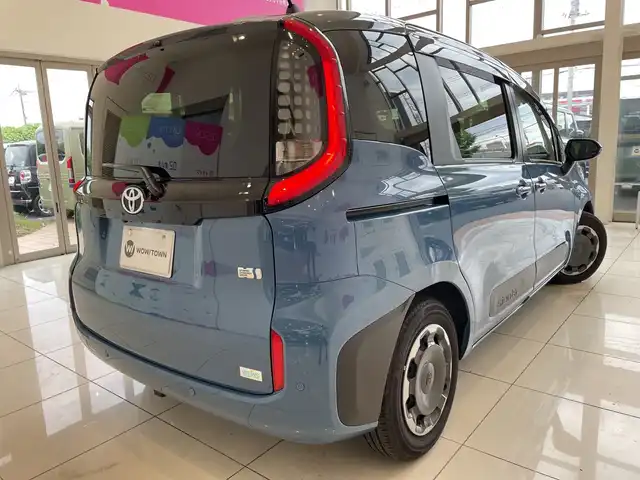 トヨタ シエンタ ハイブリッド Z 埼玉県 2024(令6)年 1.1万km 青 トヨタセーフティーセンス /純正ディスプレイオーディオ（TV・ナビ付） /バックカメラ /両側パワースライドドア /レーダークルーズコントロール /LEDオートライト /シートヒーター /ステアリングヒーター /ステアリングスイッチ /純正ETC/禁煙車