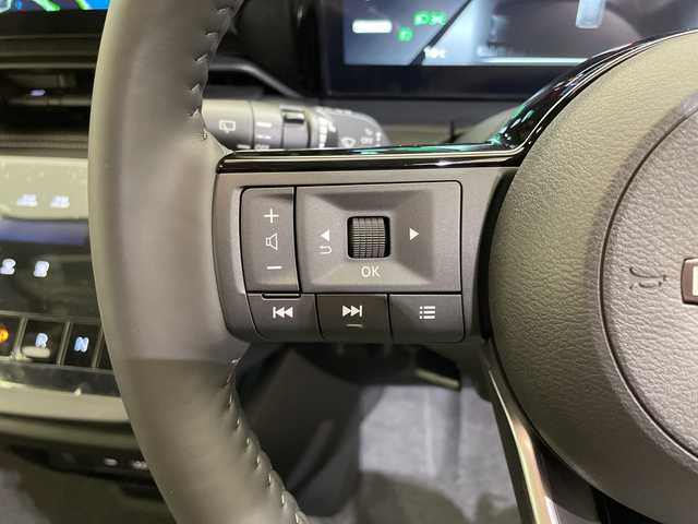 日産 セレナ e－パワー ハイウェイスター V 愛媛県 2025(令7)年 0.1千km プリズムホワイト 登録済未使用車 純正12.3型ナビ Bluetooth アダプティブクルーズコントロール プロパイロット 衝突被害軽減ブレーキ レーンアシスト 両側電動スライドドア 前後コーナーセンサー ETC 禁煙車