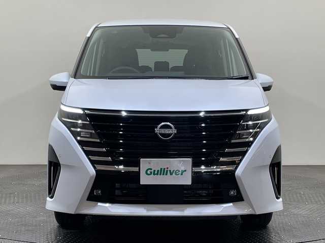 日産 セレナ e－パワー ハイウェイスター V 愛媛県 2025(令7)年 0.1千km プリズムホワイト 登録済未使用車 純正12.3型ナビ Bluetooth アダプティブクルーズコントロール プロパイロット 衝突被害軽減ブレーキ レーンアシスト 両側電動スライドドア 前後コーナーセンサー ETC 禁煙車