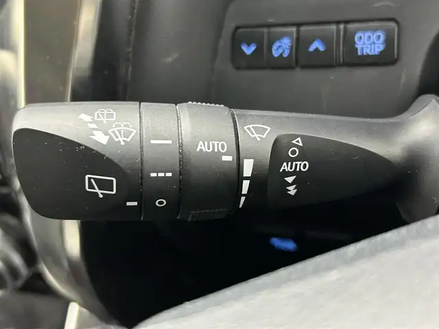 トヨタ アルファードハイブリット SR Cパッケージ 熊本県 2019(令1)年 5.9万km ホワイトパールクリスタルシャイン ４WD/ツインムーンルーフ/JBLサウンド/リアエンターテイメントシステム/純メーカーナビ（ＣＤ・ＤＶＤ・フルセグ・ＢＴ）/パノラミックビュモニター/純正フリップダウンモニター　/前後ドライブレコーダー　/ビルトインＥＴＣ２．０　/トヨタセーフティーセンス/・プリクラッシュセーフティ/・レーンキープアシスト/・ロードサインアシスト/・ブラインドスポットモニター/・駐車時支援パーキングサポートシステム/・先行車発進お知らせ機能/・オートハイビーム/両側パワースライドドア　/前後クリアランスソナー/パワーバックドア　/前席・２列目シートヒーター/前席エアーシート/ステアリングヒーター/オットマン/デジタルインナーミラー/AC100V/横滑り防止/レザーシート/電動パーキング/ブレーキホールド/純正フロアマット/純正17インチAW/オートライト/三眼LEDヘッドライト/フォグランプ/スマートキー/プッシュスタート