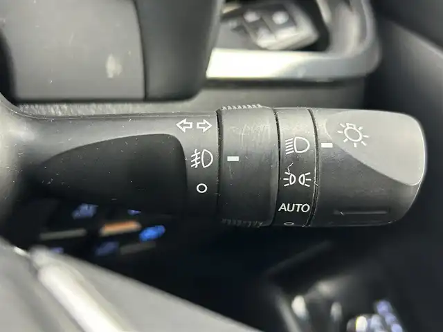 トヨタ アルファードハイブリット SR Cパッケージ 熊本県 2019(令1)年 5.9万km ホワイトパールクリスタルシャイン ４WD/ツインムーンルーフ/JBLサウンド/リアエンターテイメントシステム/純メーカーナビ（ＣＤ・ＤＶＤ・フルセグ・ＢＴ）/パノラミックビュモニター/純正フリップダウンモニター　/前後ドライブレコーダー　/ビルトインＥＴＣ２．０　/トヨタセーフティーセンス/・プリクラッシュセーフティ/・レーンキープアシスト/・ロードサインアシスト/・ブラインドスポットモニター/・駐車時支援パーキングサポートシステム/・先行車発進お知らせ機能/・オートハイビーム/両側パワースライドドア　/前後クリアランスソナー/パワーバックドア　/前席・２列目シートヒーター/前席エアーシート/ステアリングヒーター/オットマン/デジタルインナーミラー/AC100V/横滑り防止/レザーシート/電動パーキング/ブレーキホールド/純正フロアマット/純正17インチAW/オートライト/三眼LEDヘッドライト/フォグランプ/スマートキー/プッシュスタート