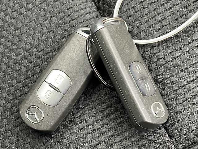 マツダ ＣＸ－５ XD プロアクティブ 新潟県 2016(平28)年 12.6万km ブルーリフレックスマイカ 純正7インチナビ/【Bluetooth/CD/DVD/フルセグTV】/BOSEサウンドシステム/バックカメラ/追従クルーズコントロール/リアソナー/ブラインドスポットモニター/レーンキープ/LEDヘッドライト/オートライト/前後ドライブレコーダー/純正フロアマット/夏冬タイヤ/プッシュスタート/スマートキー/ステアリングリモコン