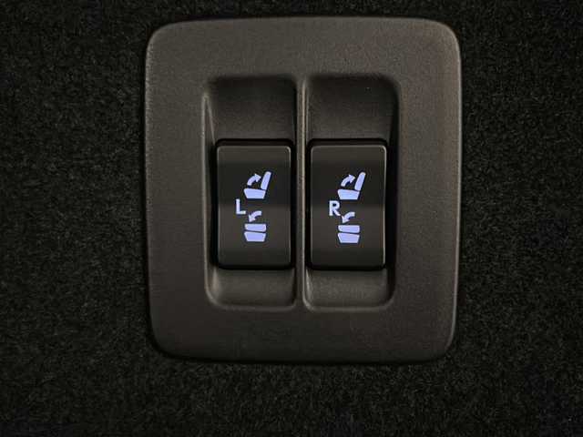 レクサス ＲＸ 450h バージョンL 新潟県 2019(平31)年 4.3万km グラファイトブラックガラスフレーク メーカーオプション/REAR SEATENTERTAINMENT SYSTEM/MARKLEVINSONプレミアムサラウンドサウンドシステム/ムーンルーフ（チルト＆スライド式）/MODELLISTAエアロ（F.S.R）/TRD鍛造22インチAW/標準装備/LexusSafetySystem＋/・プリクラッシュセーフティ/・レーントレーシングアシスト/・オートマチックハイビーム/・レーダークルーズコントロール/・パーキングサポートブレーキ/・ブラインドスポットモニター/・パノラマビューモニター/・三眼フルLEDヘッドランプ、LEDシーケンシャルシグナルランプ/ハンズフリーパワーバックドア/NAVI・AI・AVS/ドライブモードセレクトスイッチ/ステアリングヒーター/シートヒーター(全席)/ベンチレーション(D/N席)/セカンドパワーシート(リクライニング、格納)/フルカラーヘッドアップディスプレイ/12.3インチワイドディスプレイ/メモリナビゲーション【CD/DVD/BT/フルセグ】/本革シート/電子キー&カードキー/ドライブレコーダー/ETC