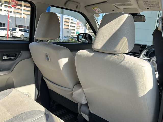 ダイハツ キャスト スタイル G SAⅡ 静岡県 2015(平27)年 6.9万km プラムブラウンクリスタルマイカ ナビ/・フルセグTV/ラジオ/DS/・CD/DVD/SD/USB/Bluetooth/主要装備/・アイドリングストップ　/・バックカメラ　/・ドライブレコーダー　/・ＥＴＣ　/・レーンキープアシスト　/・オートライト　/・衝突軽減システム　/・ＬＥＤヘッドライト　/・純正フロアマット　/・プッシュスタート　/・スマートキー　/・横滑り防止/・盗難防止装置/・パワーウィンドウ/・パワーステアリング