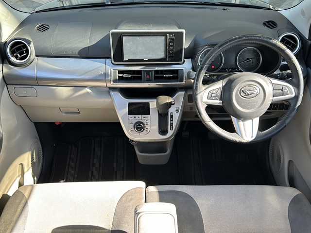 ダイハツ キャスト スタイル G SAⅡ 静岡県 2015(平27)年 6.9万km プラムブラウンクリスタルマイカ ナビ/・フルセグTV/ラジオ/DS/・CD/DVD/SD/USB/Bluetooth/主要装備/・アイドリングストップ　/・バックカメラ　/・ドライブレコーダー　/・ＥＴＣ　/・レーンキープアシスト　/・オートライト　/・衝突軽減システム　/・ＬＥＤヘッドライト　/・純正フロアマット　/・プッシュスタート　/・スマートキー　/・横滑り防止/・盗難防止装置/・パワーウィンドウ/・パワーステアリング