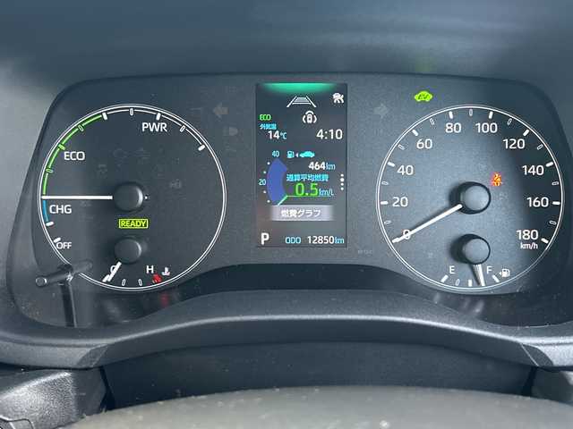 トヨタ シエンタ ハイブリッド G 長野県 2023(令5)年 1.3万km ホワイトパールクリスタルシャイン ・純正8インチディスプレイオーディオ/・バックカメラ/・ビルトインETC/・プリクラッシュセーフティ/・オートマチックハイビーム/・レーダークルーズコントロール/・レーンキープアシスト/・ブラインドスポットモニター/・両側パワースライドドア/・社外15インチアルミホイール/・純正AW付き夏タイヤ積込有り/・横滑り防止装置/・LEDヘッドライト/・オートライト/・コーナーセンサー/・純正フロアマット/・ウィンカーミラー/・電動格納ミラー/・スマートキー/・エンジンプッシュスタート