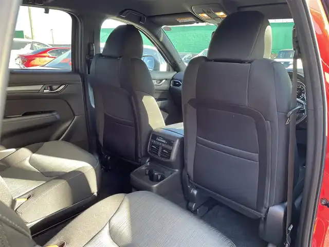 マツダ ＣＸ－８ XD スマートエディション 千葉県 2023(令5)年 5.5万km ソウルレッドクリスタルM スマートブレーキサポート/360°カメラ/10.25インチマツダコネクトナビ/運転席パワーシート/前席シートヒーター/パワーバックドア/クルージング&トラフィックサポート/レーダークルーズコントロール/レーンキープアシスト/速度標識警報/車線逸脱警報/ブラインドスポットモニター/ヘッドアップディスプレイ/前後コーナーセンサー/アダプティブLEDヘッドライト/ワイヤレス充電/ステアリングヒーター/純正17インチアルミホイール/サイド＆カーテンエアバッグ